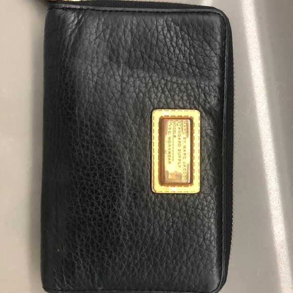 Marc Jacobs clutch - Picture 3 of 4